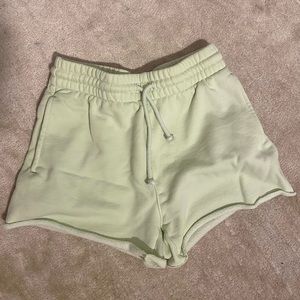 ARITZIA TNA BOYFRIEND shorts